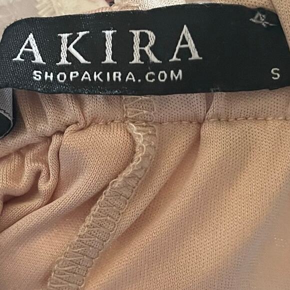 Akira Women's S White Floral Embroidered‎ Mesh Romper Bridal Summer Boho Neutral - Picture 6 of 7